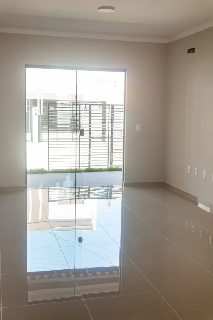 Casa Geminada á 700 metros do mar com 1 suíte + 1 dormitório – Itacolomi – Balneário Piçarras – SC