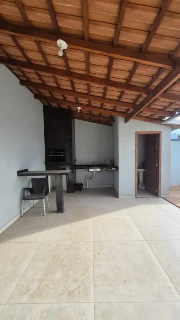Casa sozinha no terreno com 1 suíte + 1 dormitório – Itacolomi – Balneário Piçarras – SC