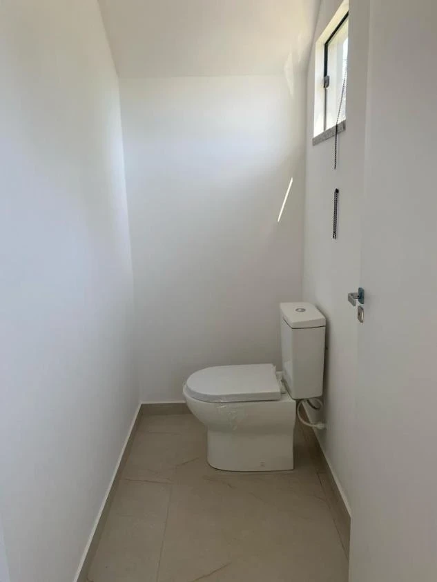 Casa sobrado com 1 suíte + 2 dormitórios apenas á 750 metros da praia – Itacolomi