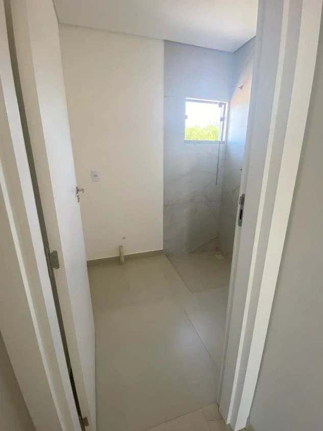 Casa sobrado com 1 suíte + 2 dormitórios apenas á 750 metros da praia – Itacolomi