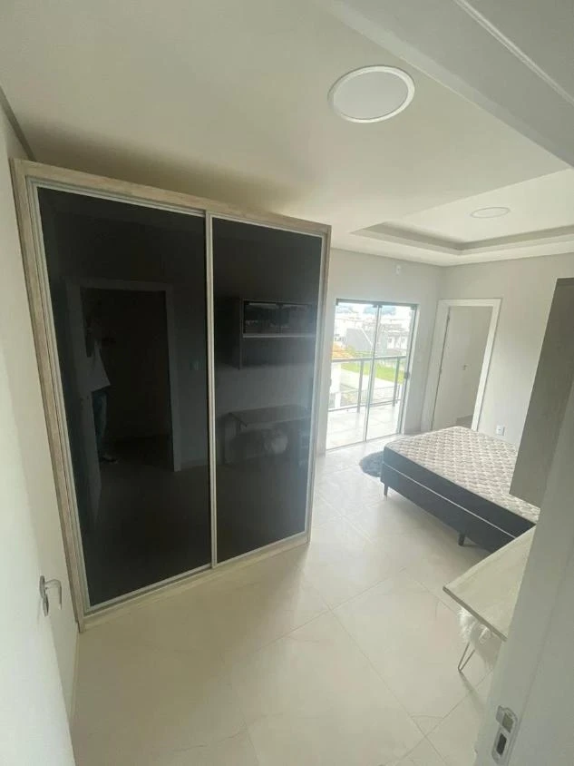 Sobrado Mobiliado com 3 dormitórios sendo 1 suíte apenas á 750 metros da praia – Itacolomi