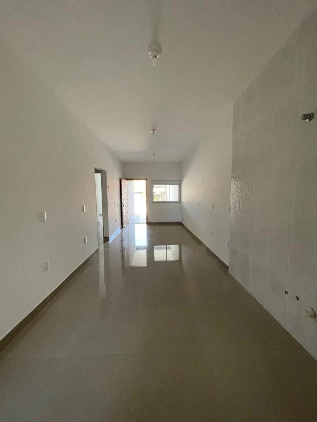 Casa Geminada com 1 suíte + 2 dormitórios á 700 metros do mar – Itacolomi – Balneário Piçarras – SC