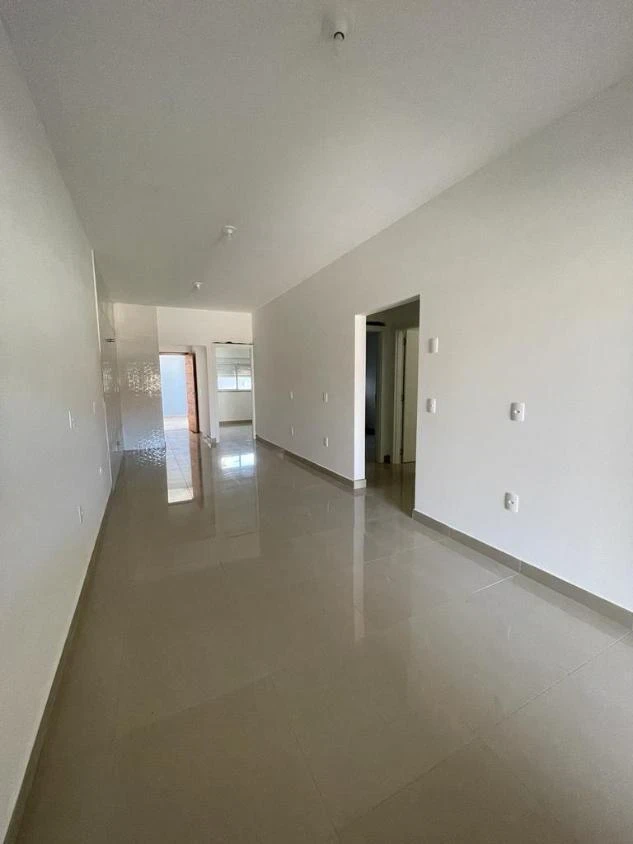 Casa Geminada com 1 suíte + 2 dormitórios á 700 metros do mar – Itacolomi – Balneário Piçarras – SC