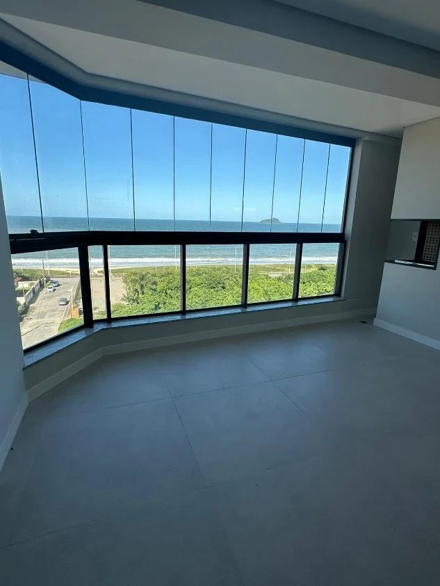 Apartamento Frente Mar com 3 suítes – Itacolomi – Balneário Piçarras – SC – Residencial Portier