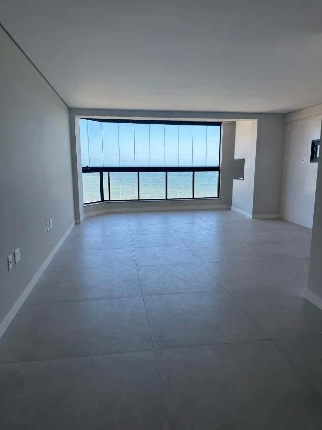 Apartamento Frente Mar com 3 suítes – Itacolomi – Balneário Piçarras – SC – Residencial Portier