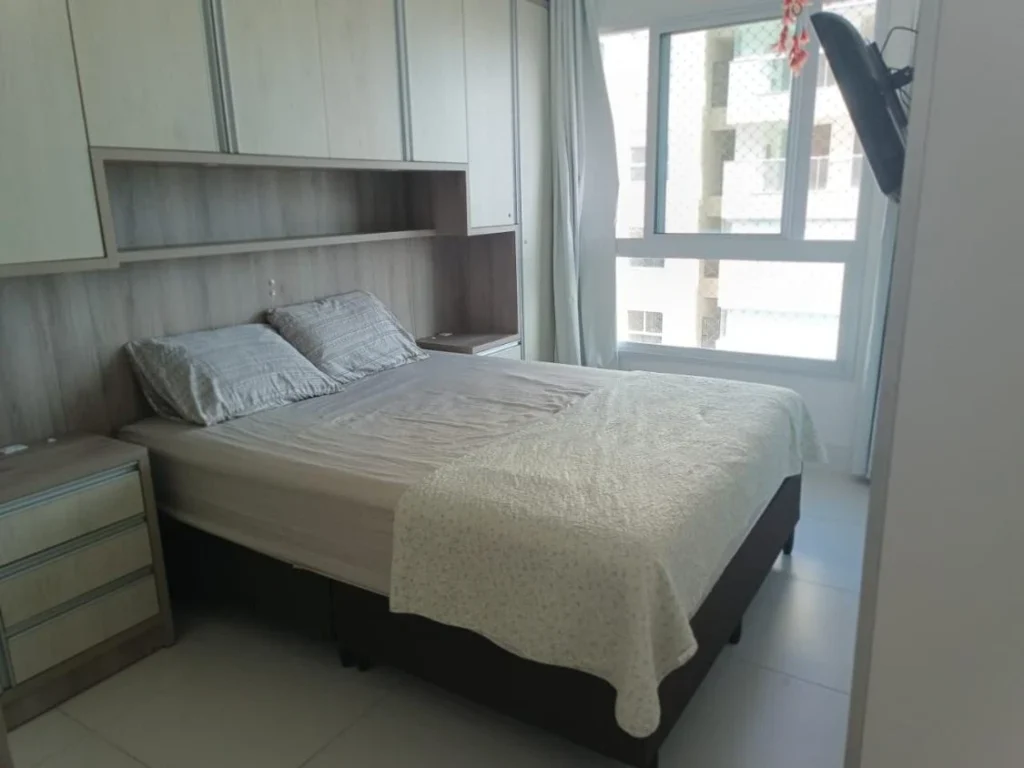 Apartamento Vista Mar Mobiliado com 1 suíte + 1 dormitório á 50 metros do mar – Itacolomi – Balneário Piçarras – SC- Venice Home Club