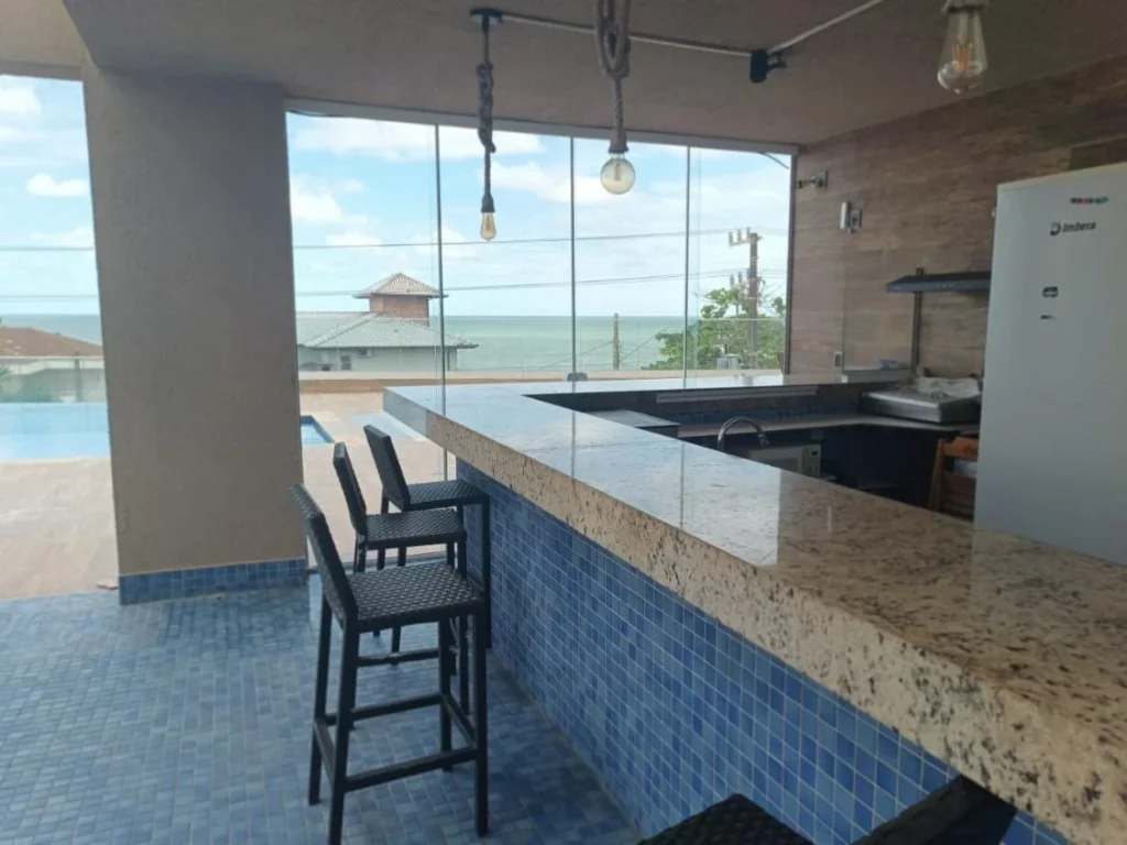 Apartamento Vista Mar Mobiliado com 1 suíte + 1 dormitório á 50 metros do mar – Itacolomi – Balneário Piçarras – SC- Venice Home Club