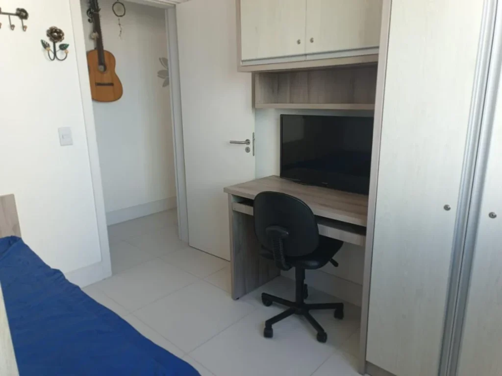 Apartamento Vista Mar Mobiliado com 1 suíte + 1 dormitório á 50 metros do mar – Itacolomi – Balneário Piçarras – SC- Venice Home Club