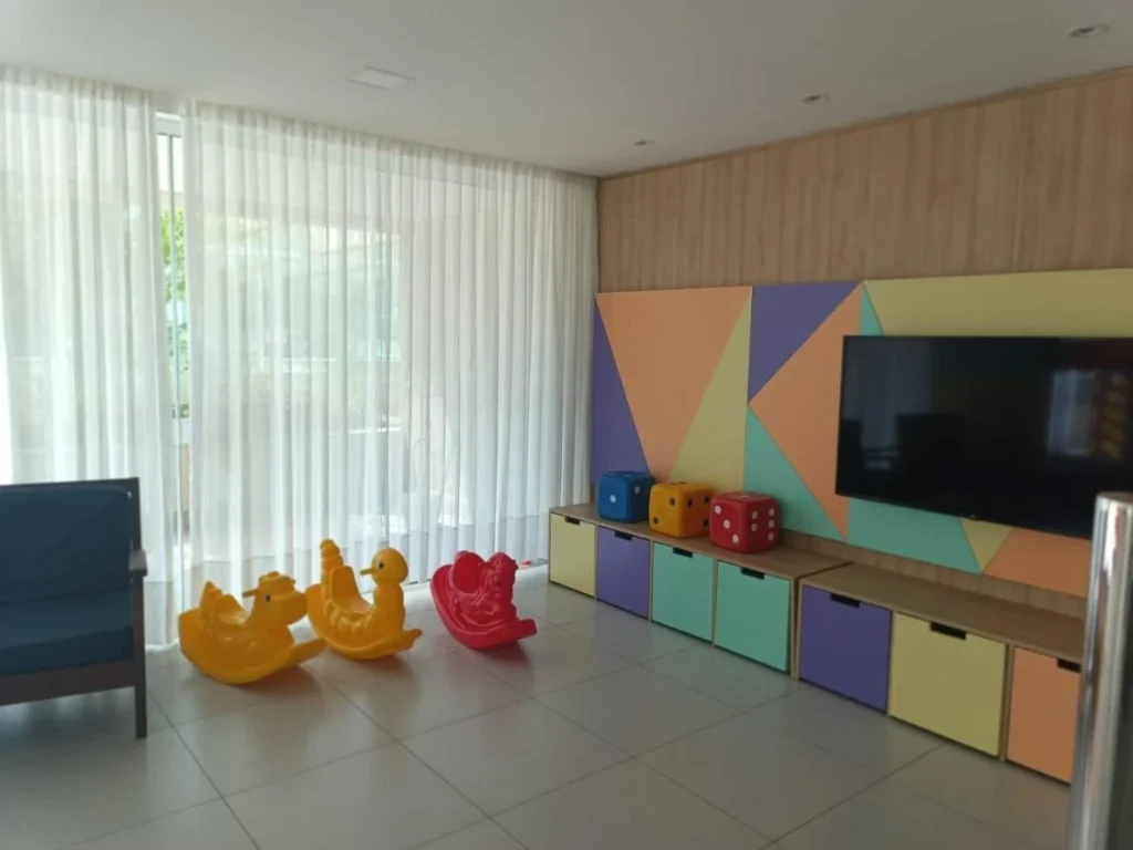 Apartamento Vista Mar Mobiliado com 1 suíte + 1 dormitório á 50 metros do mar – Itacolomi – Balneário Piçarras – SC- Venice Home Club