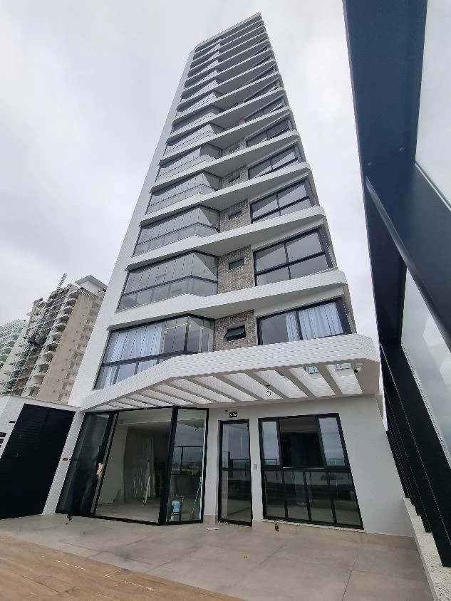 Apartamento Frente Mar com 3 suítes – Itacolomi – Balneário Piçarras – SC – Residencial Portier