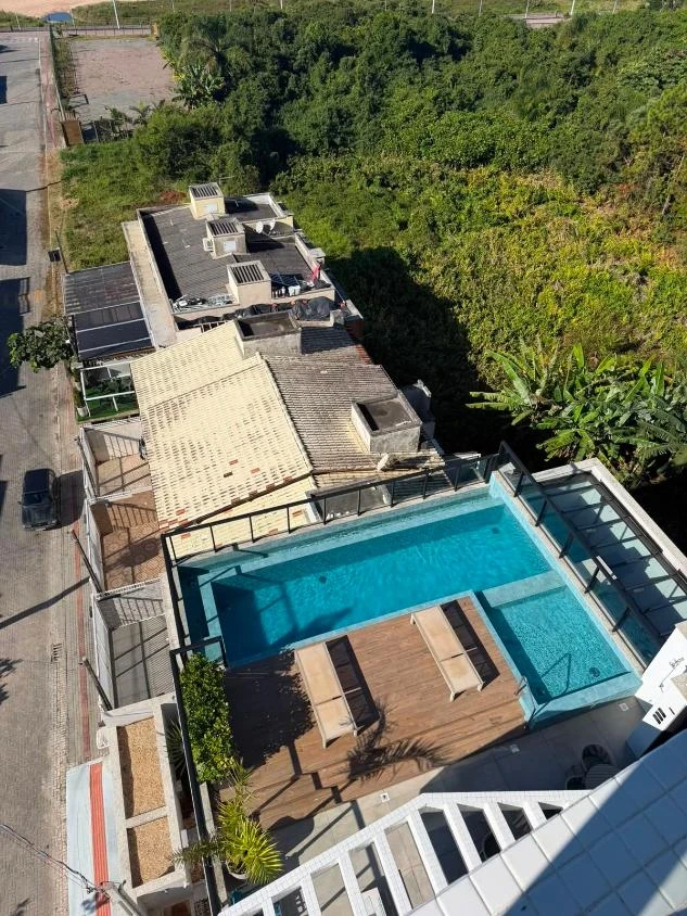 Apartamento Frente Mar com 3 suítes – Itacolomi – Balneário Piçarras – SC – Residencial Portier