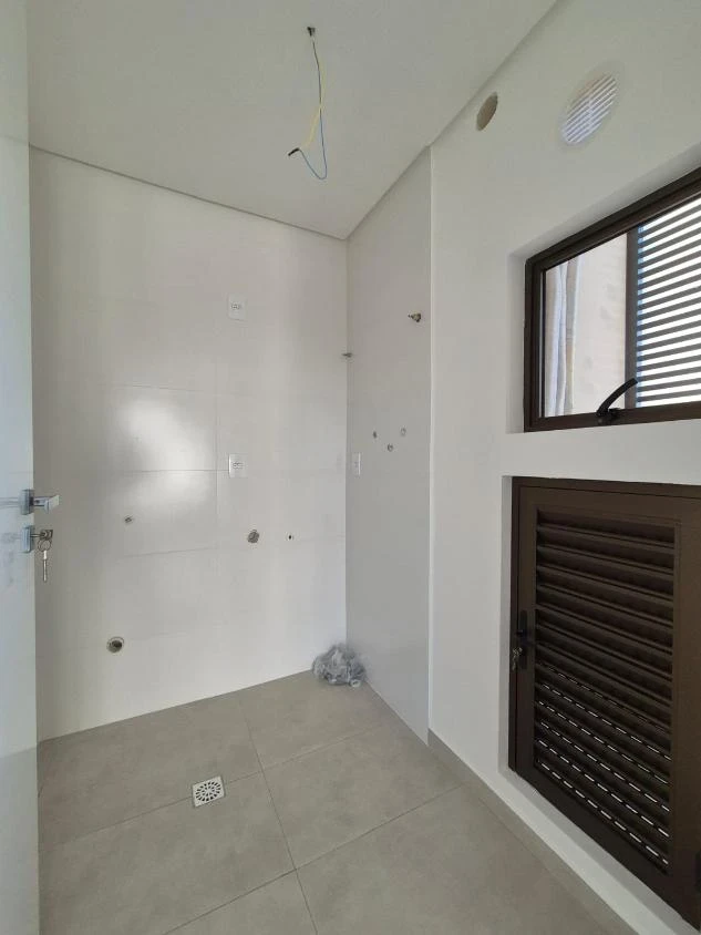 Apartamento com 1 suíte + 1 dormitório à 350 metros do mar – Itacolomi – Balneário Piçarras – SC – Saona Residence