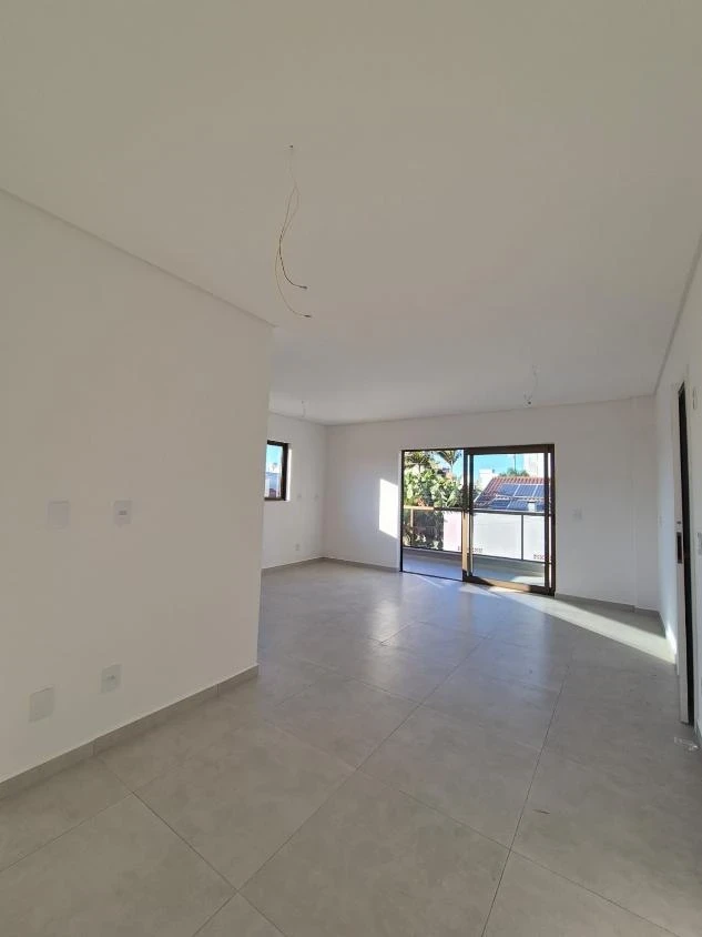 Apartamento com 1 suíte + 1 dormitório à 350 metros do mar – Itacolomi – Balneário Piçarras – SC – Saona Residence
