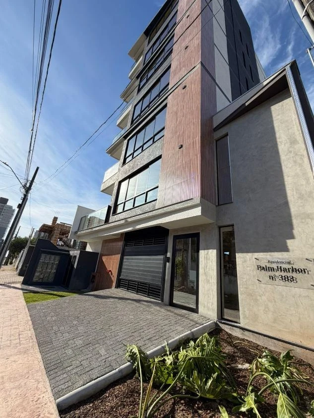 Apartamento com Elevador 1 suíte + 2 dormitórios á 350 metros do mar – Itacolomi – Balneário Piçarras – SC – Residencial Palm Harbor