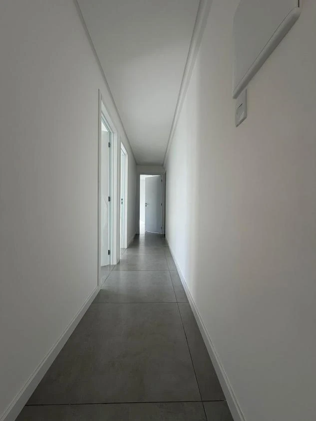 Apartamento com Elevador 1 suíte + 2 dormitórios á 350 metros do mar – Itacolomi – Balneário Piçarras – SC – Residencial Palm Harbor