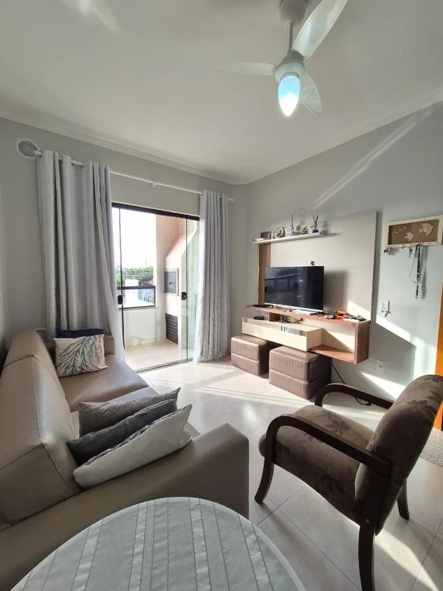 Apartamento mobiliado com 1 suíte + 2 dormitórios a 350m da praia em Itacolomi – Balneário Piçarras -SC – Residencial Ademir Felício