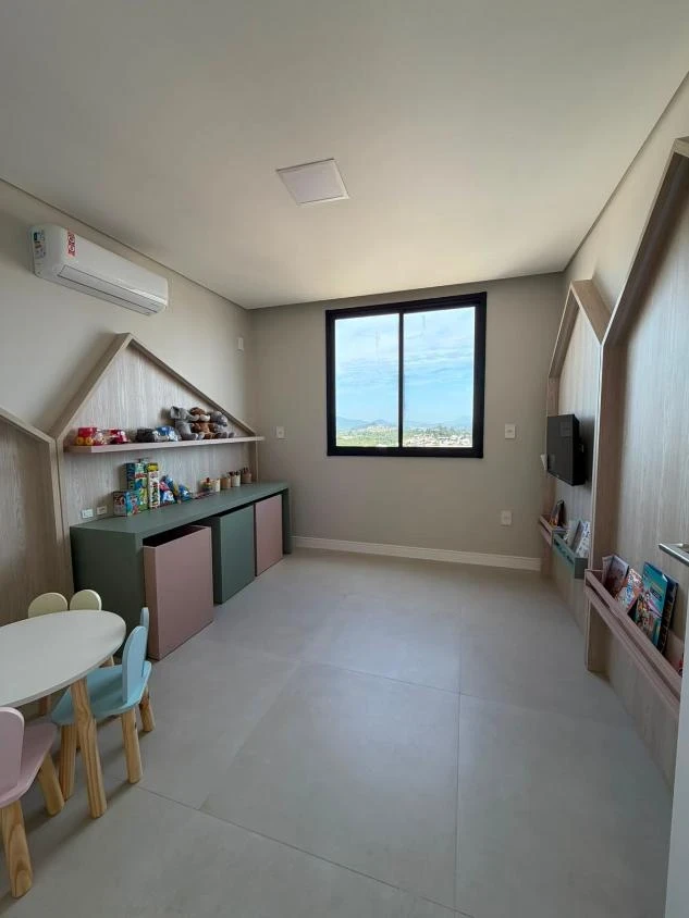 Apartamento com 1 suíte + 2 dormitórios á 250 metros do mar – Itacolomi – Balneário Piçarras – SC – Tenerife Residence