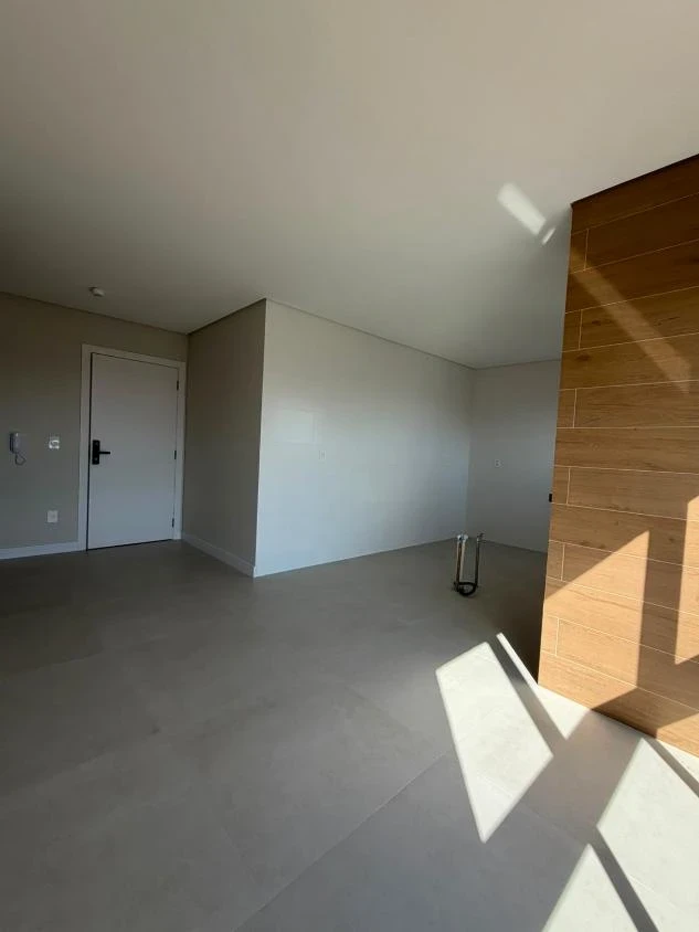Apartamento com 1 suíte + 2 dormitórios á 250 metros do mar – Itacolomi – Balneário Piçarras – SC – Tenerife Residence