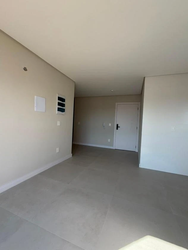 Apartamento com 1 suíte + 2 dormitórios á 250 metros do mar – Itacolomi – Balneário Piçarras – SC – Tenerife Residence