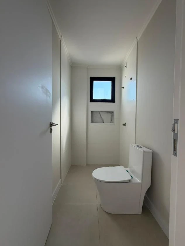 Apartamento com 1 suíte + 2 dormitórios á 250 metros do mar – Itacolomi – Balneário Piçarras – SC – Tenerife Residence