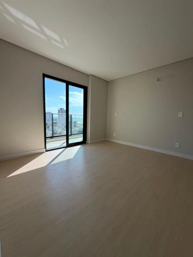 Apartamento com 1 suíte + 2 dormitórios á 250 metros do mar – Itacolomi – Balneário Piçarras – SC – Tenerife Residence