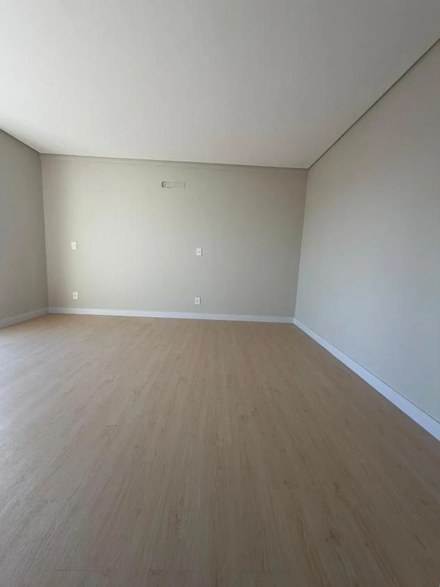 Apartamento com 1 suíte + 2 dormitórios á 250 metros do mar – Itacolomi – Balneário Piçarras – SC – Tenerife Residence