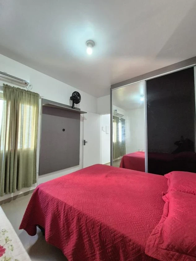 Apartamento Semi Mobiliado 2 dormitórios a 350m do mar em Balneário Piçarras – SC – Ed. Atalaia