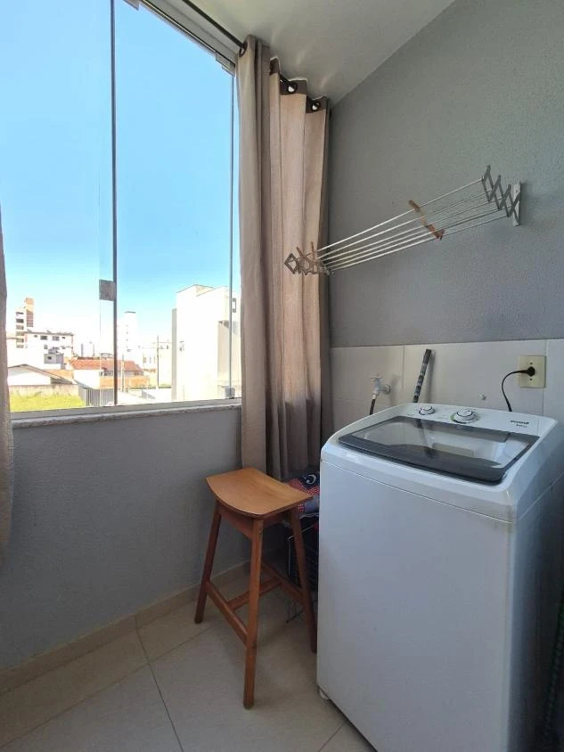 Apartamento Semi Mobiliado 2 dormitórios a 350m do mar em Balneário Piçarras – SC – Ed. Atalaia