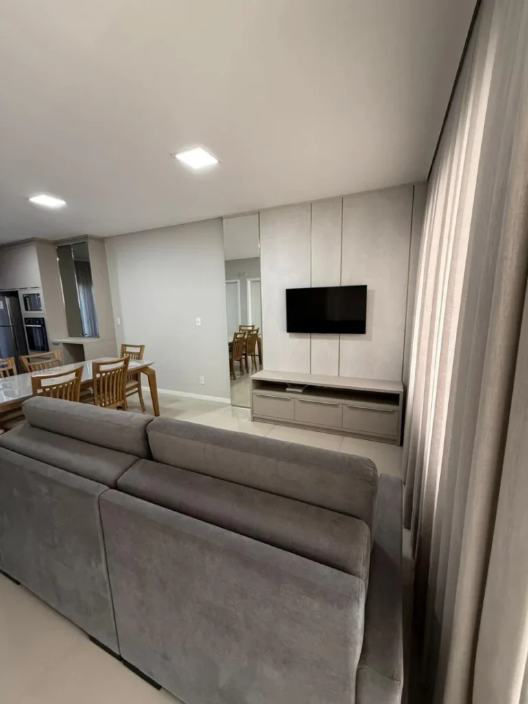 Sobrado Mobiliado com 1 suíte + 2 dormitórios á 150 metros do mar em Armação – Penha – SC – Residencial Maresias