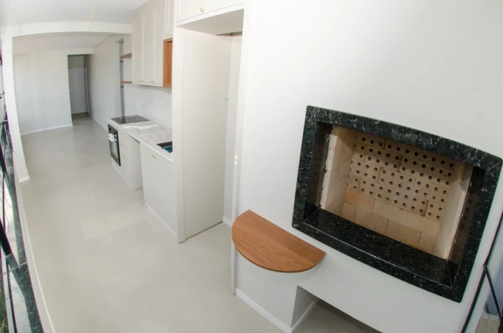 Apartamento com 1 suíte + 2 dormitórios à 250 metros do mar – Armação Penha – SC – Residencial Santa Maria