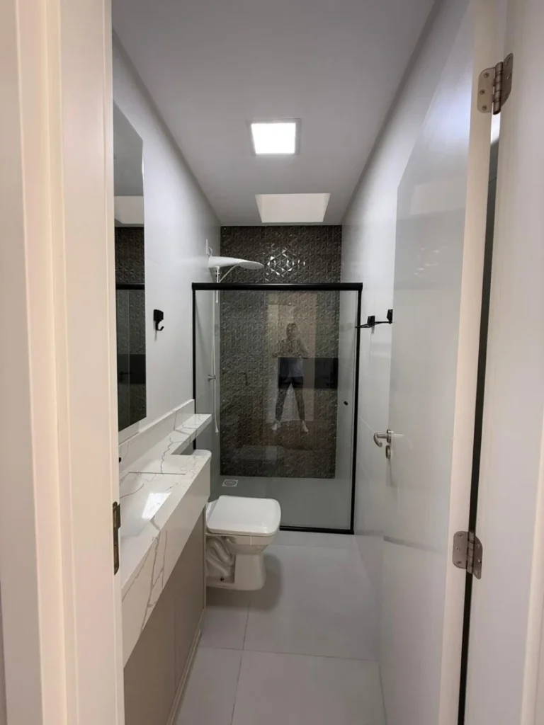 Sobrado Mobiliado com 1 suíte + 2 dormitórios á 150 metros do mar em Armação – Penha – SC – Residencial Maresias