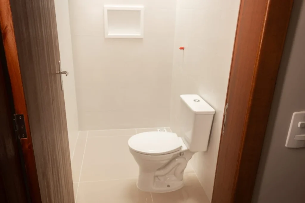 Casa Geminada á 700 metros do mar com 1 suíte + 1 dormitório – Itacolomi – Balneário Piçarras – SC