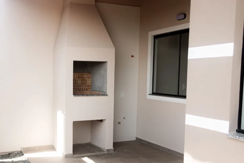 Casa Geminada á 700 metros do mar com 1 suíte + 1 dormitório – Itacolomi – Balneário Piçarras – SC