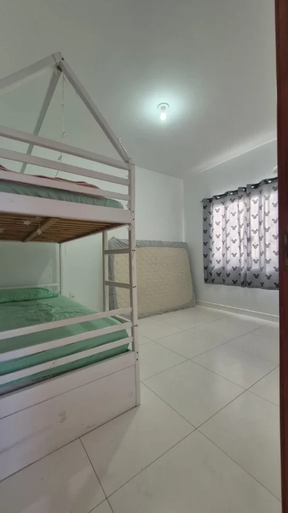 Casa sozinha no terreno com 1 suíte + 1 dormitório – Itacolomi – Balneário Piçarras – SC