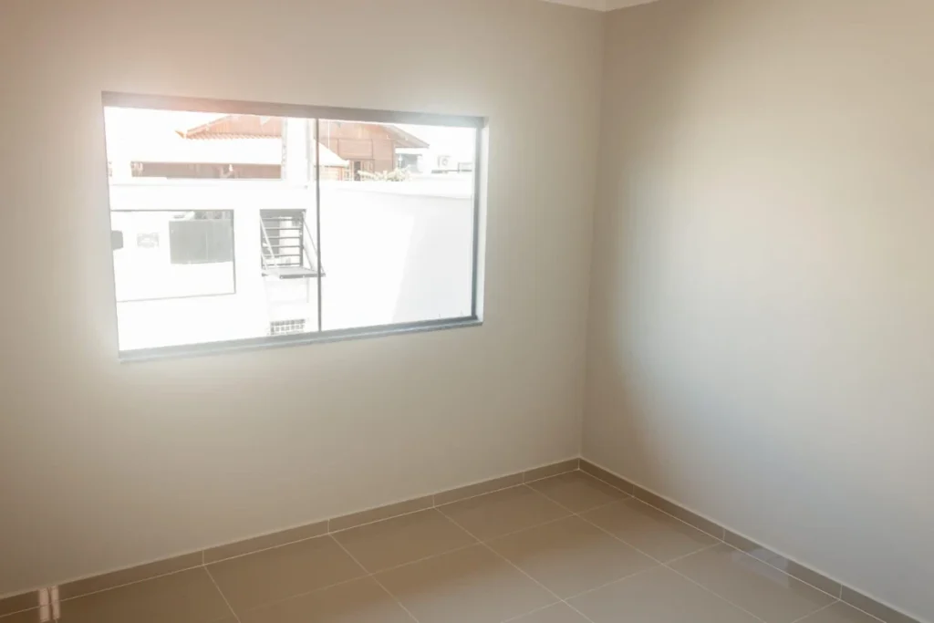 Casa Geminada á 700 metros do mar com 1 suíte + 1 dormitório – Itacolomi – Balneário Piçarras – SC