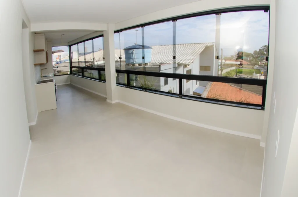 Apartamento com 1 suíte + 2 dormitórios à 250 metros do mar – Armação Penha – SC – Residencial Santa Maria