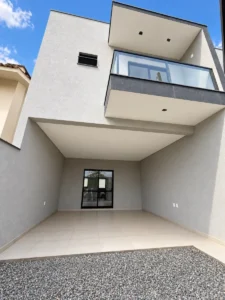 Sobrado Geminado com 1 suíte + 2 Demi suítes á 450 metros do mar em Itacolomi – Balneário Piçarras – SC – Residencial Santé