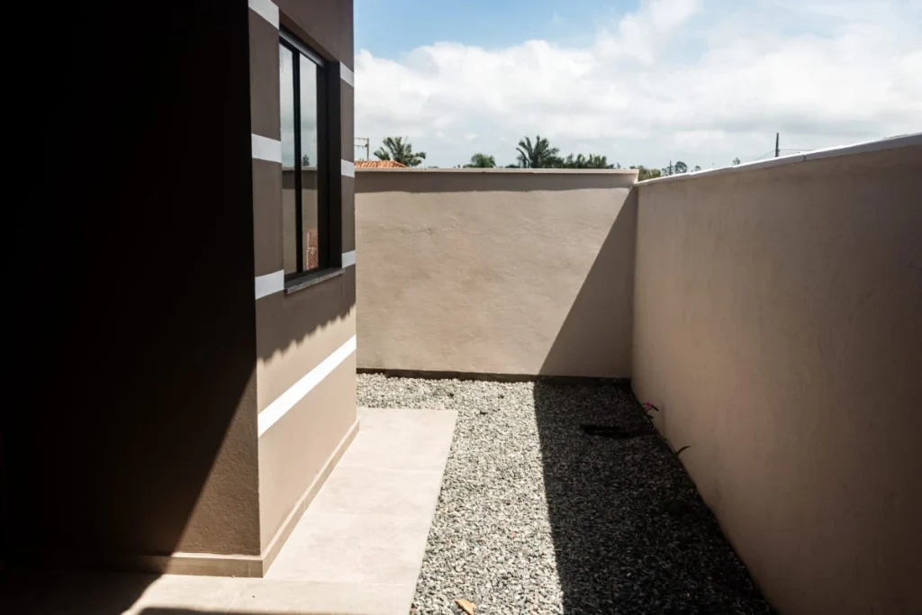 Casa Geminada á 700 metros do mar com 1 suíte + 1 dormitório – Itacolomi – Balneário Piçarras – SC
