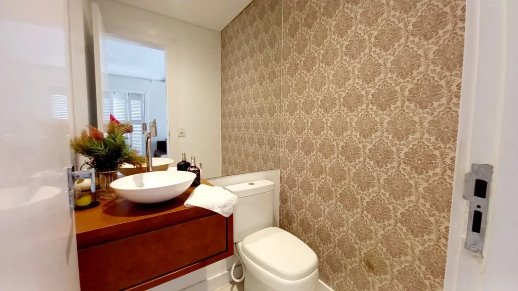 Casa Sozinha no terreno Mobiliada com 1 suíte + 3 dormitórios á 250 metros do mar – Centro – Penha – SC