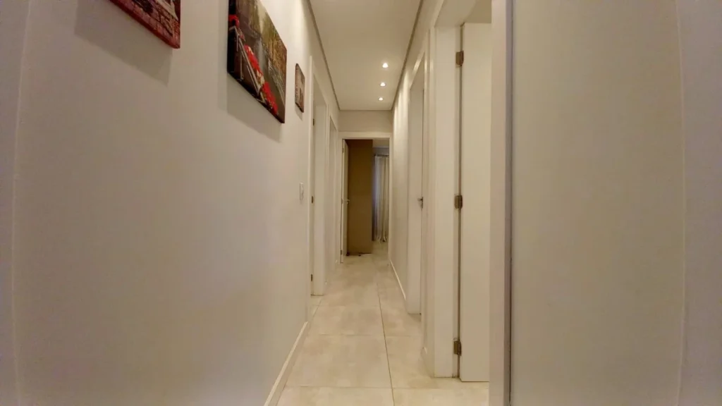 Casa Sozinha no terreno Mobiliada com 1 suíte + 3 dormitórios á 250 metros do mar – Centro – Penha – SC