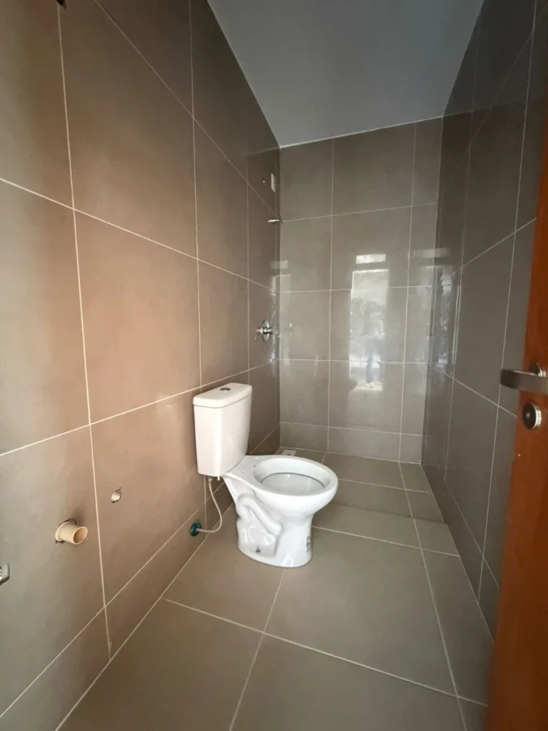 Sobrado Geminado Frente mar em Condomínio fechado com 1 suíte + 2 dormitórios em Itajuba – Barra Velha – SC – Residencial Graziela