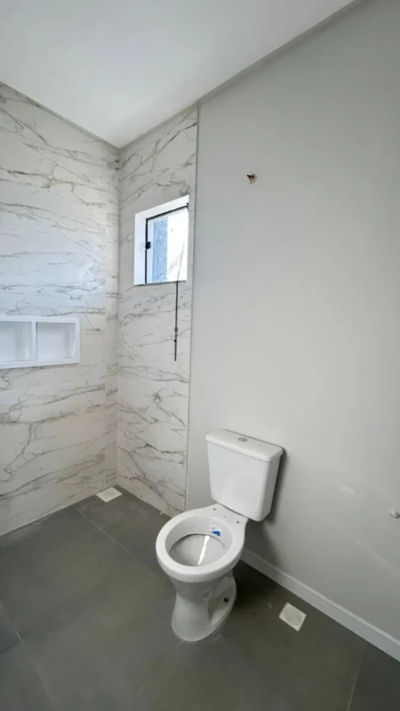 Casa Geminada com 1 suíte + 1 dormitório – Itacolomi – Balneário Piçarras – SC