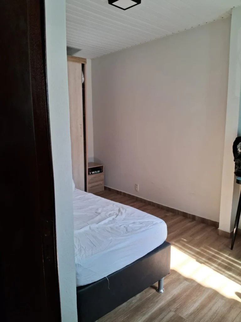 Excelente Casa Térrea Semi mobiliada a 650 metros do mar com 1 Suíte + 1 Dormitório no Itacolomi – Balneário Piçarras – SC